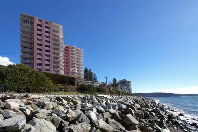 2 Bedroom Apartment for Rent - 2222 Bellevue Avenue in Long Term Rentals in Vancouver - Image 13