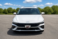 Key Features: ALLOY WHEELS, BLIND SPOT, KEYLESS ENTRY, LANE DEPARTURE WARNING, DIGITAL CLUSTER, ADAP... (image 1)