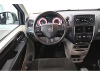 Dodge Grand Caravan SE 2017 avec moteur V6 3.6L Pentastar developpant 283 HP et transmission automat... (image 2)