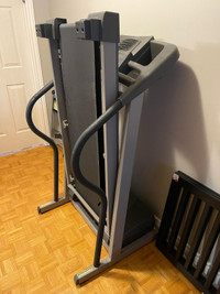 Foldable Treadmill - Excellent condition