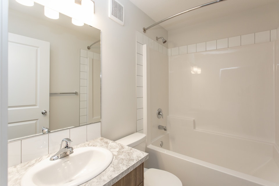 3 Bedroom Brand New Townhome in Sylvan 3