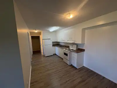 89 Stonehurst - Residents 65+: Apartment for rent in, View more