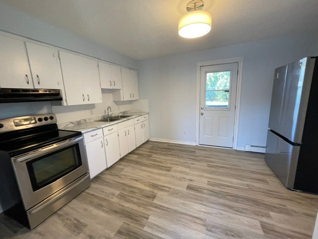 Large 2 bedroom located on the northside of the city 4