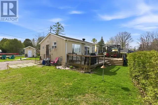 9 RAVINE PARK ROAD N Central Huron (Goderich), Ontario in Houses for Sale in Grand Bend - Image 8