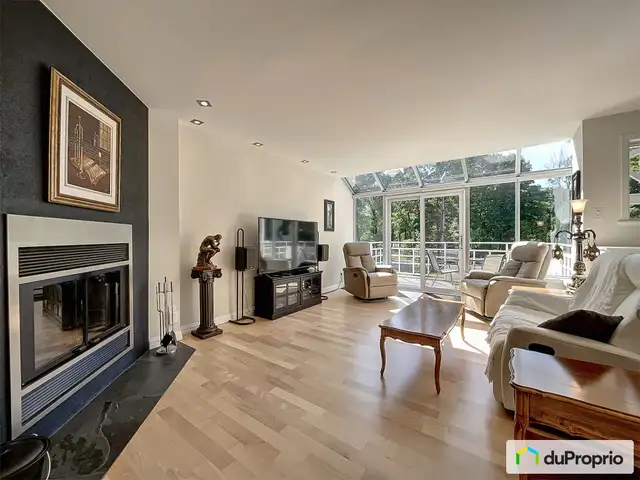 $944,000 - Townhouse for sale in Montcalm in Houses for Sale in Québec City - Image 6