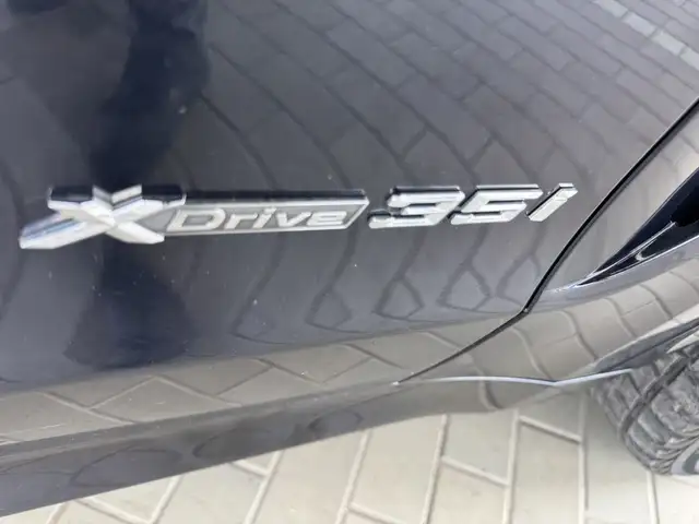 2014 BMW X5 AWD 4dr xDrive35i in Cars & Trucks in Longueuil / South Shore - Image 11