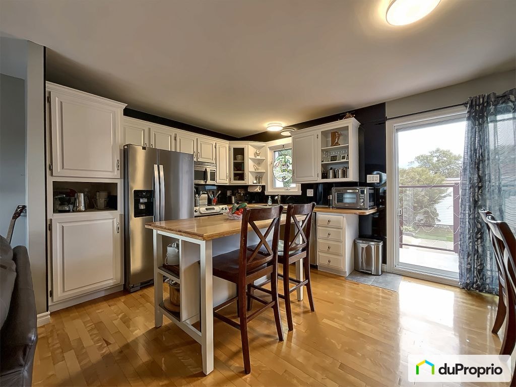 $440,000 - Bungalow in Trois-Rivières (Cap-De-La-Madeleine) — photo 3