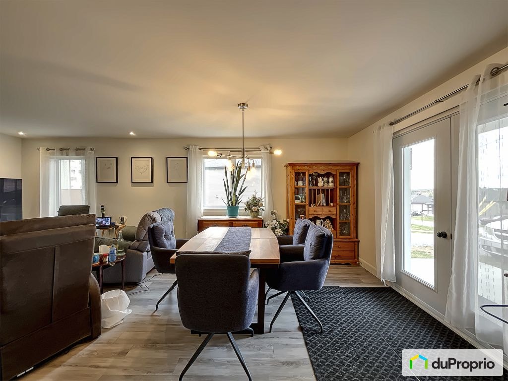 $1,045,000 - Quadruplex for sale in East Angus — photo 3