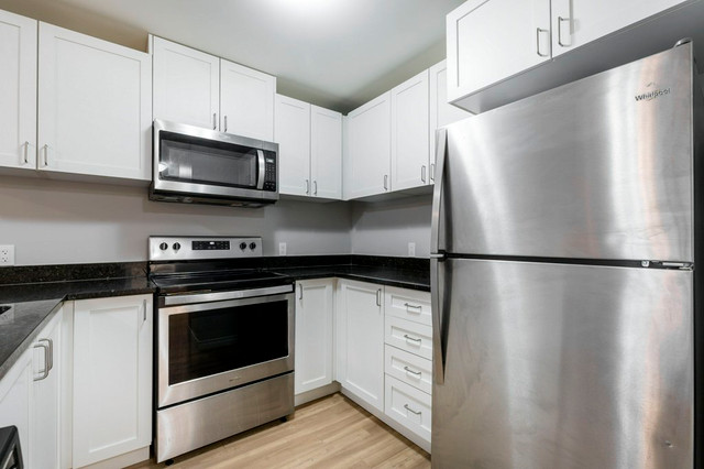 Stylish 2 Bed 2 Bath Apartment | Stratford, ON in Long Term Rentals in Stratford - Image 3