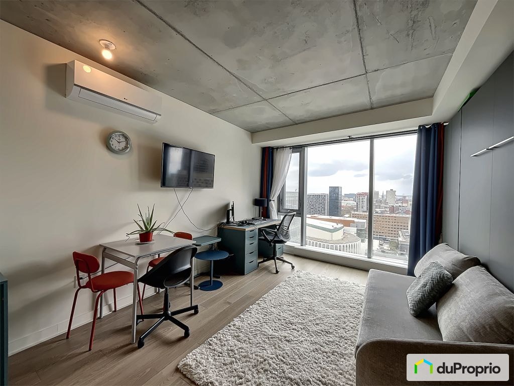 $397,900 - Condominium in Ville-Marie (downtown, old Mtl) — photo 1
