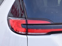 APPLE CAR PLAY, BALANCE OF WARRANTY, ANDROID AUTO, **MARKET VALUE PRICING**, CLEAN CARFAX, 10.1" Tou... (image 6)