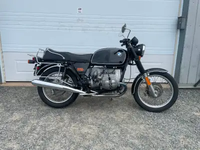 Two Beautiful Vintage R series BMWs 1978 BMW R80/7 Built in 8th month of year 77 59130 Miles Has Bag...