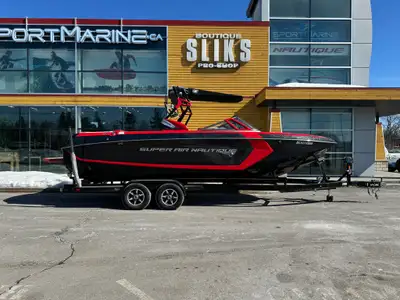Mirabel : 450-565-1111 Granby : 450-777-1101 Super Air Nautqiue G25 2016 Longeur / Length : 25' Larg...