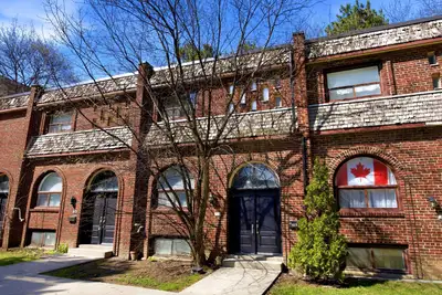 Large 4 Bedroom Townhouse (1 MONTH FREE PROMO) To schedule a viewing, please call or text our Leasin...