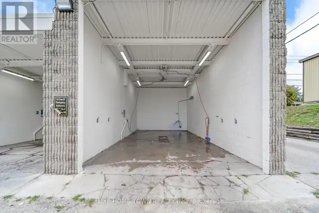 683 11TH STREET Hanover, Ontario in Commercial & Office Space for Sale in Owen Sound - Image 13