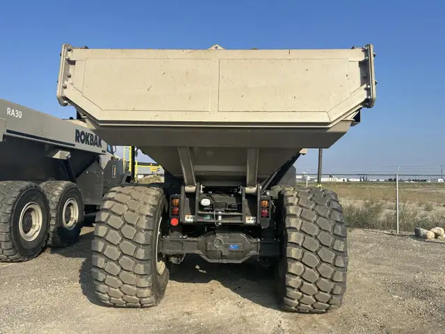 2023 Rokbak RA30 - Rental Fleet - RPO/Rent Available! in Heavy Equipment in Saskatoon - Image 4