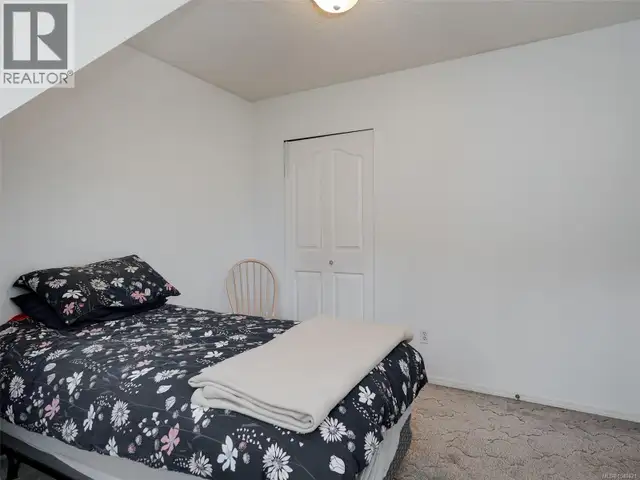 2369 Robertson St Shawnigan Lake, British Columbia in Houses for Sale in Victoria - Image 17