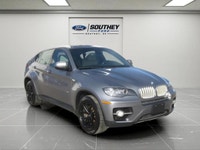 Heated seats, power sunroof, power liftgate, dual climate control, push button start, leather interi... (image 6)