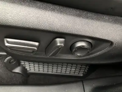 2025 Toyota Sienna XSE 7-Passenger XSE HYBRID!! AWD, ROOF, H..., View more