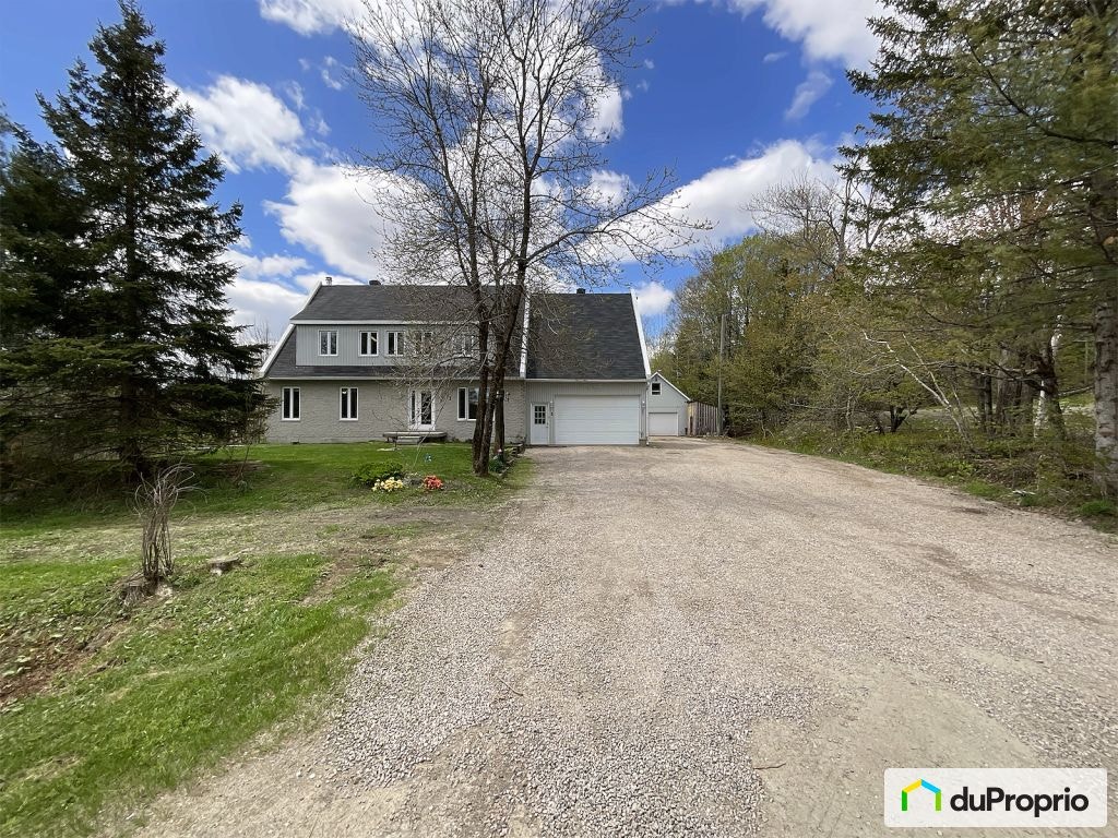 $789,000 - 2 Storey for sale in Ste-Catherine-de-la-JC — photo 2