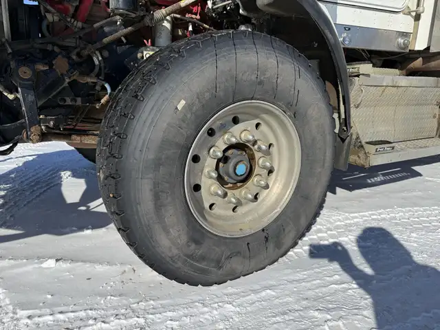 2014 KENWORTH T800 in Heavy Trucks in Saskatoon - Image 23