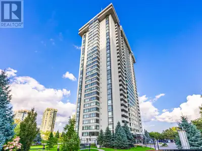 Welcome to Skymark II - Luxury living in a prime location! This bright and spacious 2-bedroom corner...