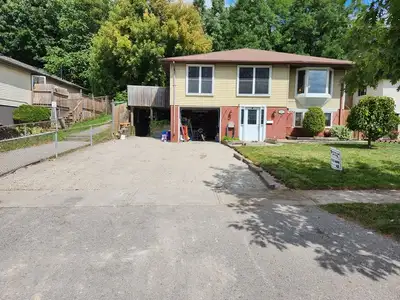 Property: Unique Bright & Spacious 3 Bedrooms & 1 Bathroom Detached Home In Oshawa. Large Driveway &...