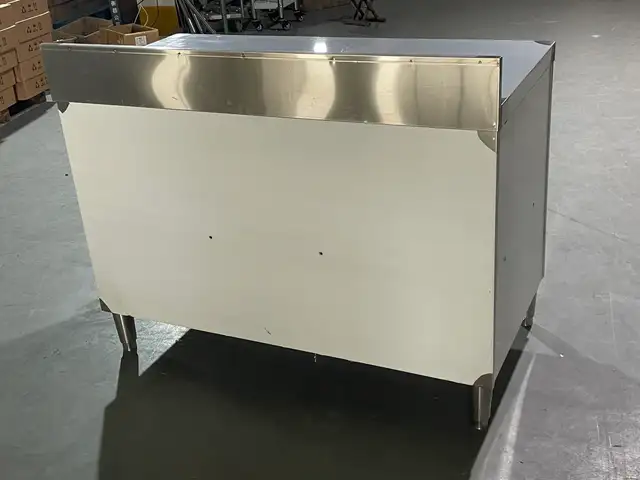 SS SLIDING DOOR BENCH GARAGE AND RESTAURANT PREP TABLE 1218237 in Other in Edmonton - Image 5