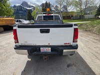 This item(s) are selling by Online Timed Auction Complete Dispersal for Prairie Pride Construction -... (image 7)