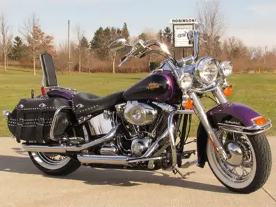 - Custom 2-tone - Certified, $29 Week This Gorgeous 2011 Heritage Softail Classic has Harley's Optio...