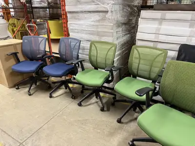 OFFICE FURNITURE AVAILABLE BY ONLINE AUCTION, View more