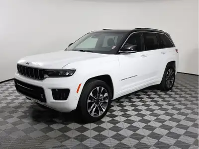 An SUV legend, our 2024 Jeep Grand Cherokee Overland 4X4 traverses tough terrain with confident comf...