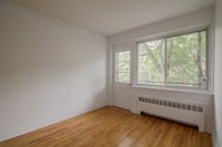 Akelius two bedroom apartment for rent. Located near Chem. de la Côte-des-Neiges in the Cote-des-Nei... (image 5)
