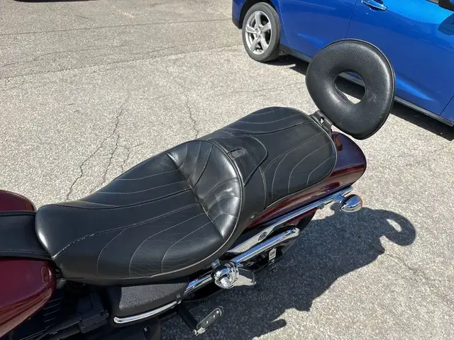 2009 Harley-Davidson Fat Bob ~ FAT BOB ~ 96CU ~ V&H EXHAUST ~ LO in Street, Cruisers & Choppers in City of Toronto - Image 20