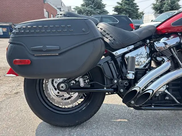 2022 Harley-Davidson Heritage Softail Classic ~ HERITAGE SOFTAIL in Street, Cruisers & Choppers in City of Toronto - Image 12