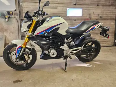 2019 BMW G 310R Motorcycle ABS Selling this motorcycle as a project bike. Can be heard running. Was...