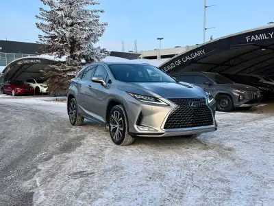 The RX 350 is defined by its "floating roofline" design and the signature Lexus spindle grille. With...