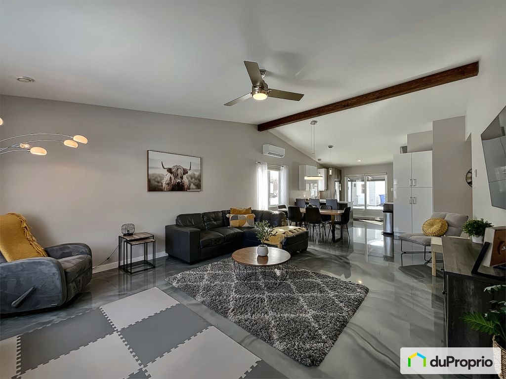 $465,000 - Bungalow for sale in La Baie — photo 2