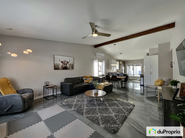 $465,000 - Bungalow for sale in La Baie — photo 2