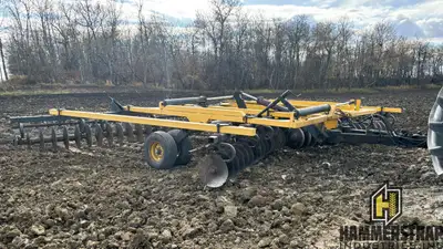 EZEE-ON 30 Ft Offset Breaking Field Disc 30 Ft Cushion gang 20 inch smooth front discs 18 inch smoot...