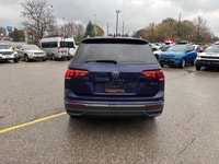 Recent Arrival! Look smart and stylish in this 2024 Volkswagen Tiguan! This Tiguan is nicely equippe... (image 5)