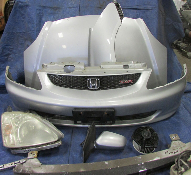Honda Civic SiR Bumper Fender Headlight Hood Door 2002-2005 in Auto Body Parts in Mississauga / Peel Region