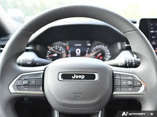 2025 Jeep Compass Sport 4x4 Nav Capable Heated Seats in Cars & Trucks in St. Albert - Image 15