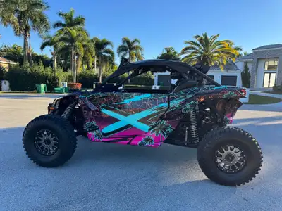 APPLY NOW: https://www.ridecollective.ca/get-pre-approved 2018 Can-Am Maverick X3 X ds Turbo R is a...