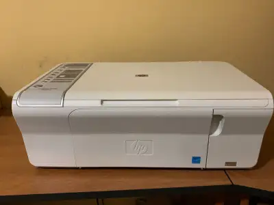 Bearly used an HP printer /copier/scanner F4200 series; cartridges have to be replaced. I have a set...