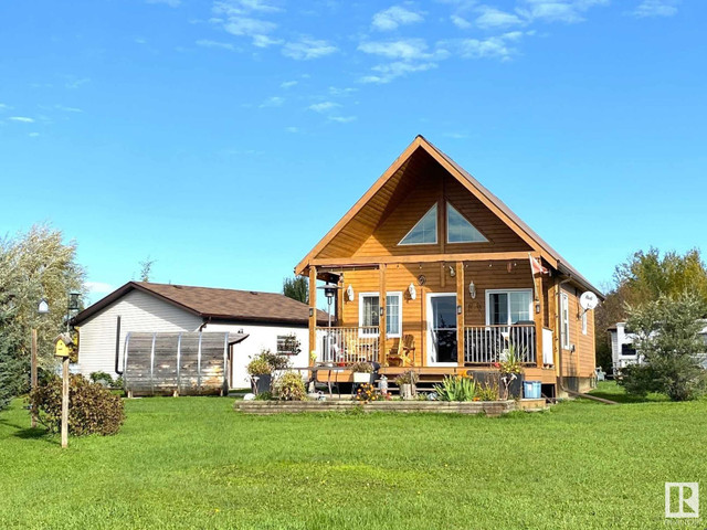 229 465044 RGE RD 60 Rural Wetaskiwin County, Alberta in Houses for Sale in St. Albert