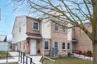 2 Bdrm End Unit Townhome in Central Newmarket