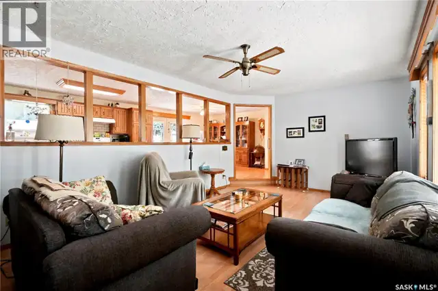 4 Pine STREET Katepwa Beach, Saskatchewan in Houses for Sale in Regina - Image 13