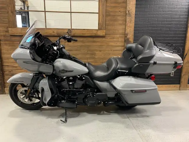 2024 Harley-Davidson Road Glide Limited in Street, Cruisers & Choppers in Oshawa / Durham Region - Image 15