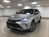 Set out with confidence in the 2021 Toyota Venza Limited, a pre-owned SUV designed for drivers who w... (image 1)